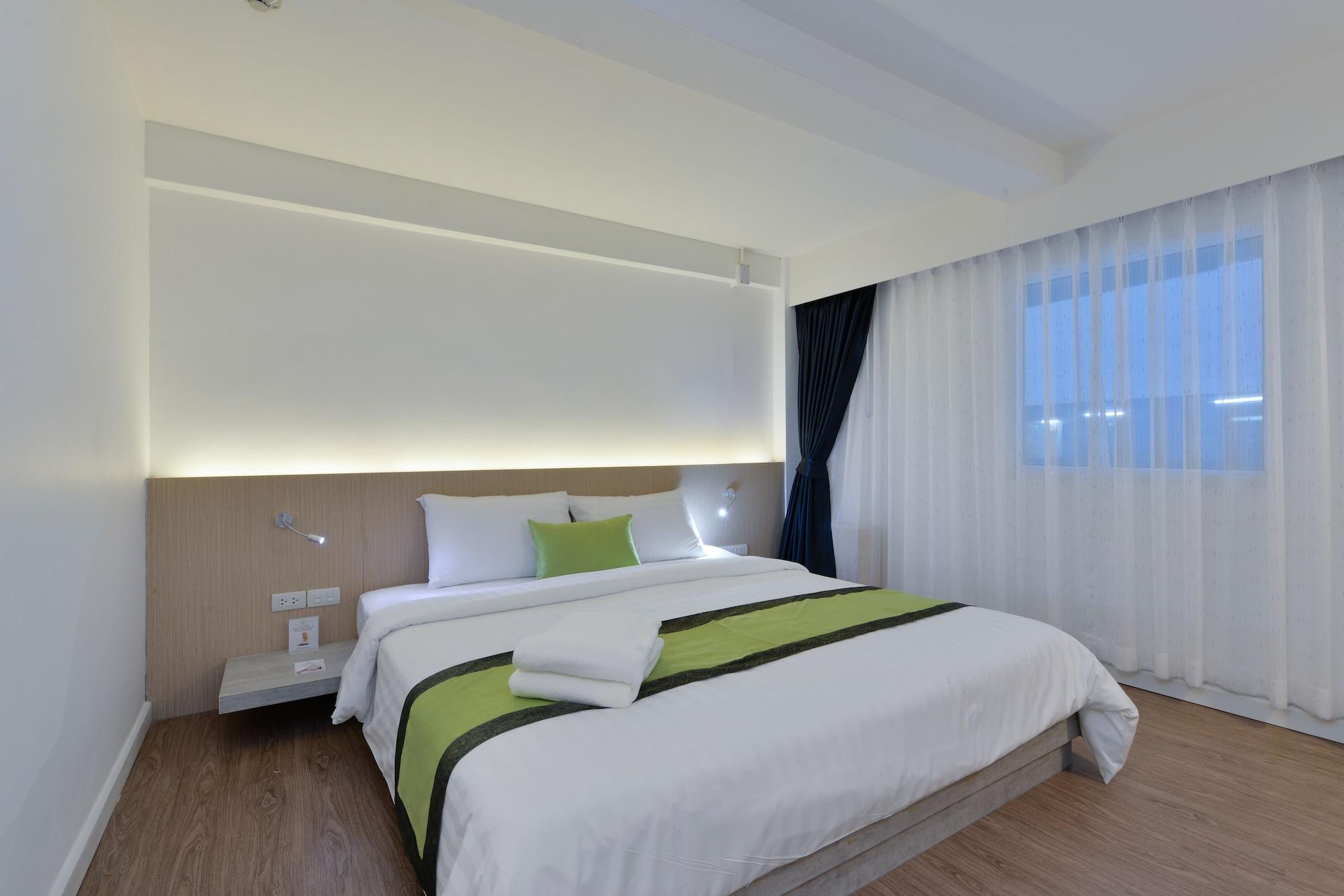 Icheck Inn Sukhumvit 19 Бангкок Экстерьер фото