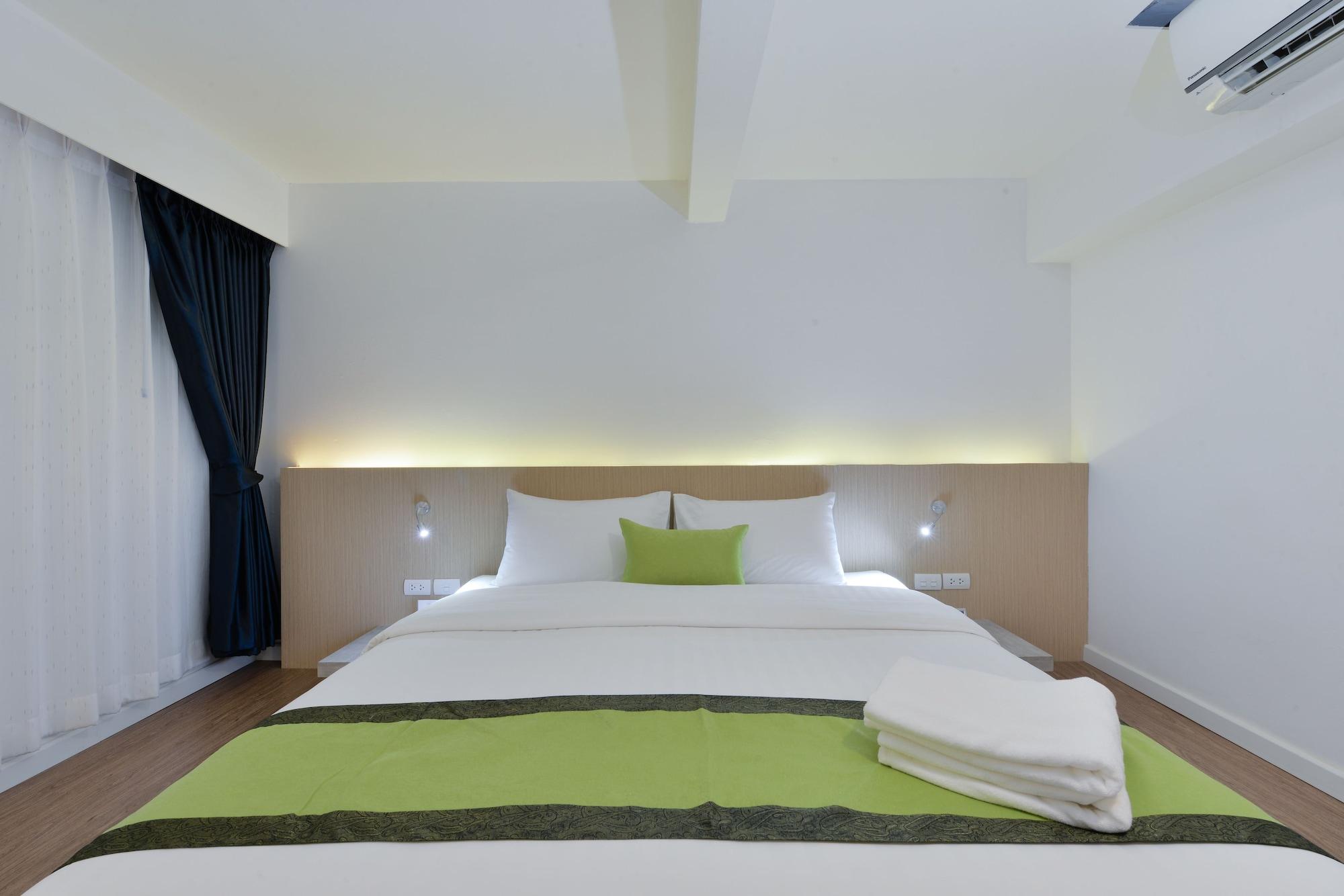 Icheck Inn Sukhumvit 19 Бангкок Экстерьер фото