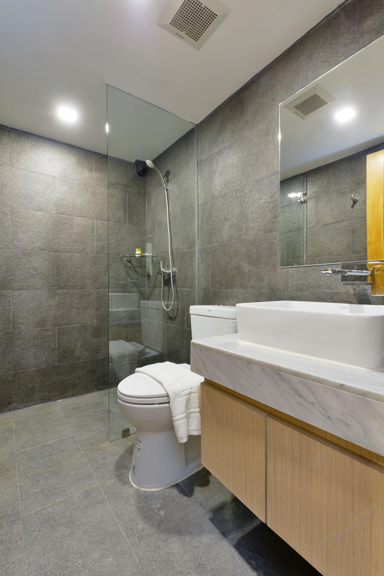 Icheck Inn Sukhumvit 19 Бангкок Экстерьер фото