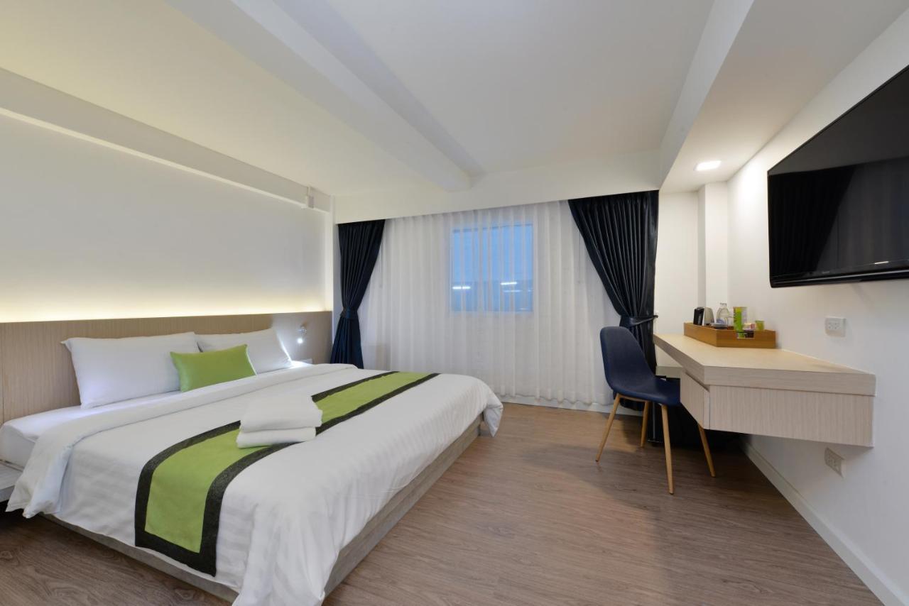 Icheck Inn Sukhumvit 19 Бангкок Экстерьер фото